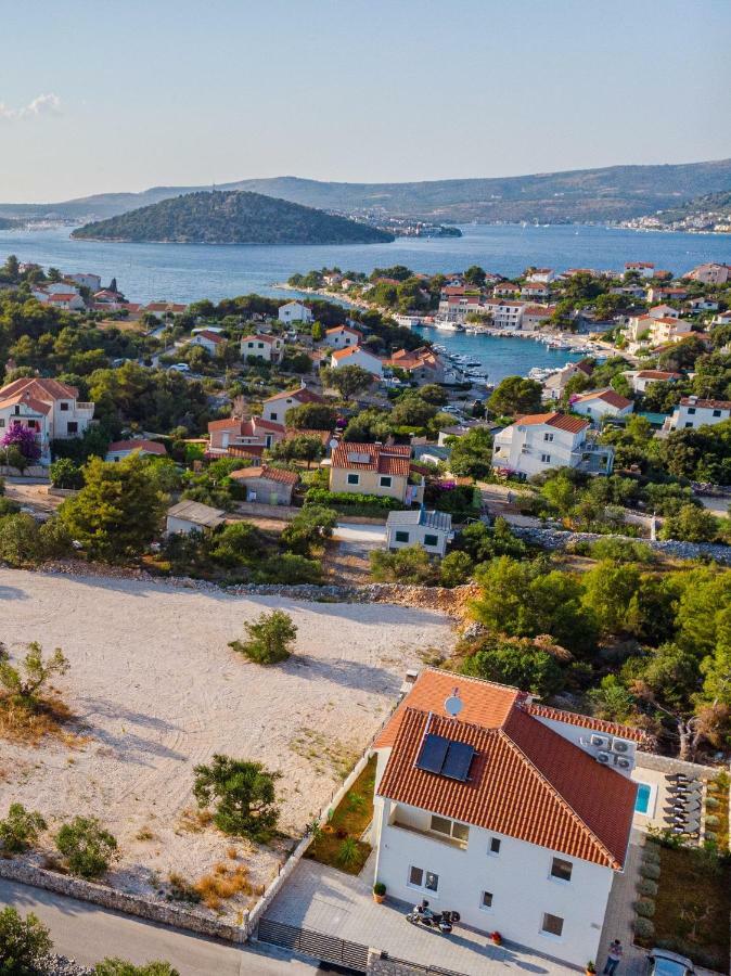 Holiday Home Mb Ражань Екстер'єр фото